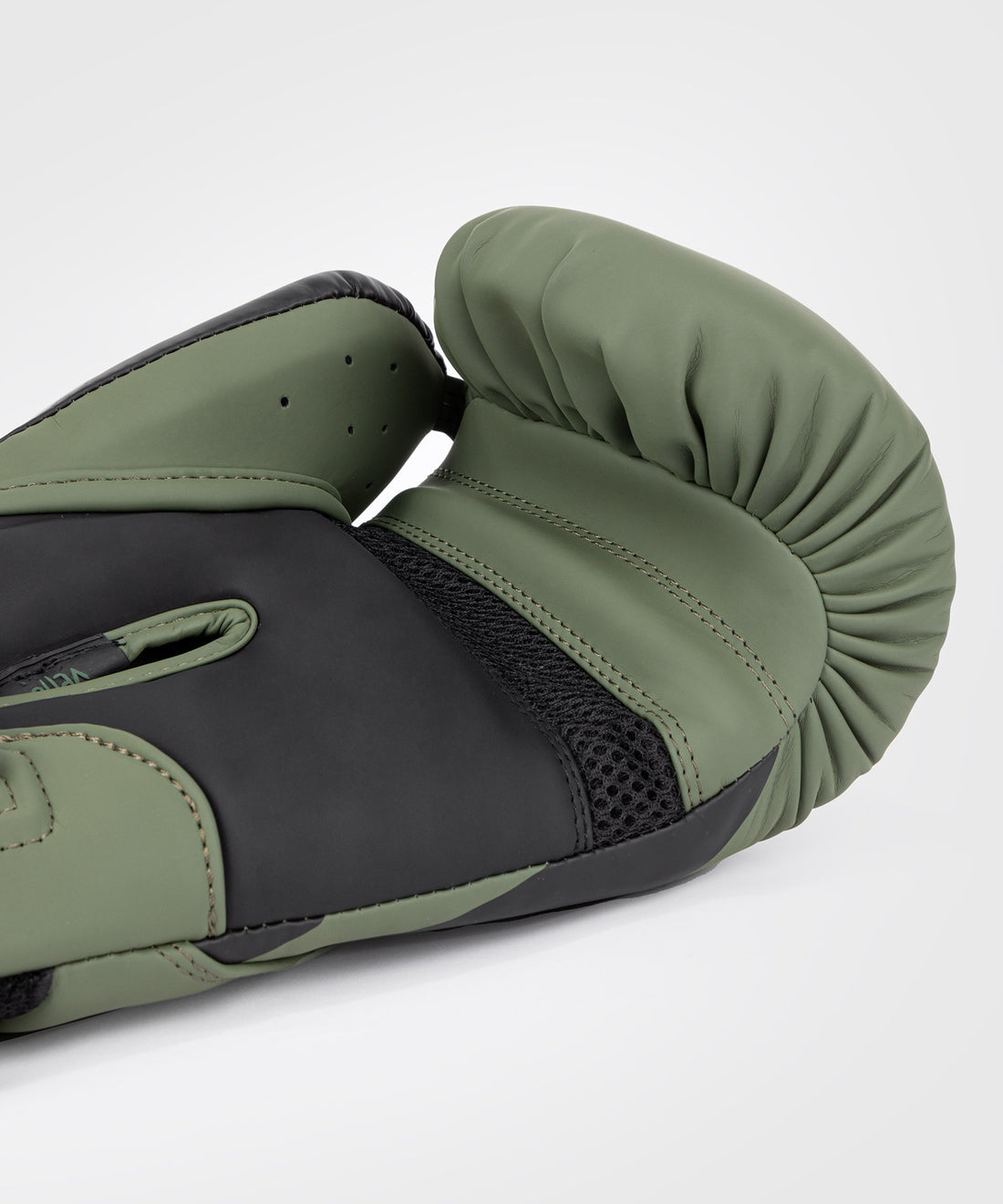 Venum Challenger 4.0 Boxing Gloves - Khaki/Black