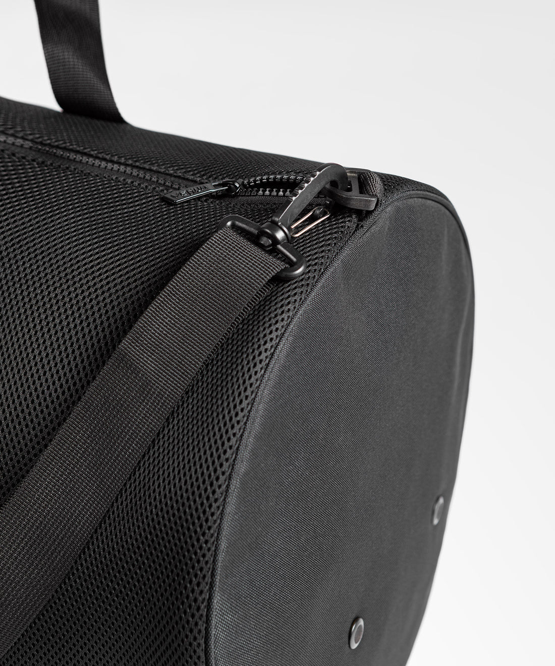 Venum Connect XL Duffle Bag - Black