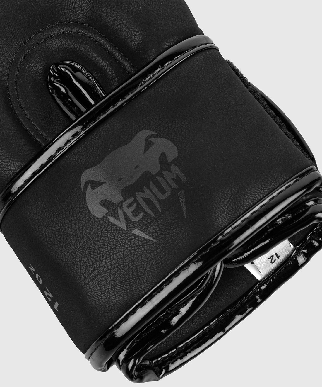 Venum Plasma Boxing Gloves - Black/Black